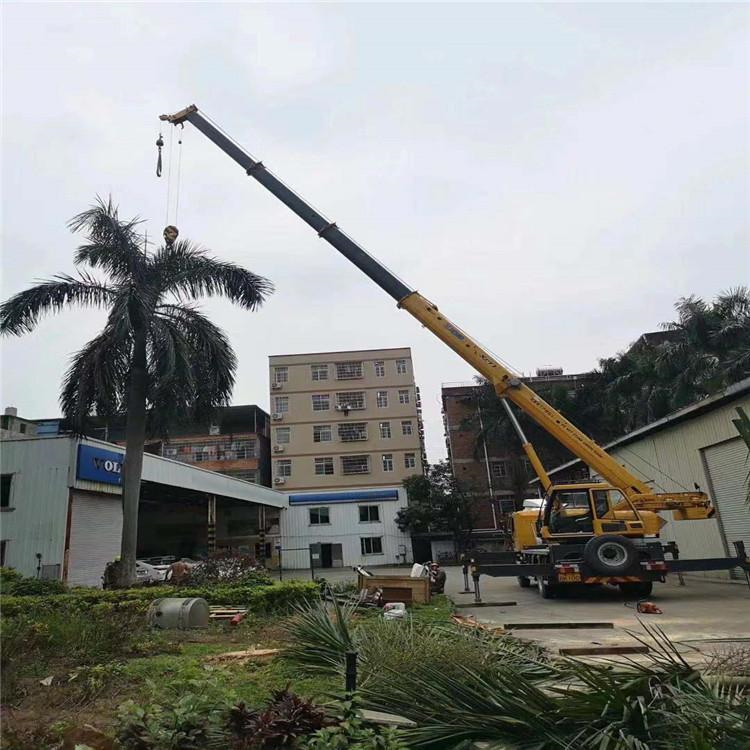 和乐镇12吨吊车出租一天的收费标准是什么