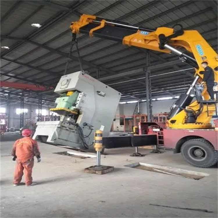 和乐镇80吨折臂吊车出租附近电话